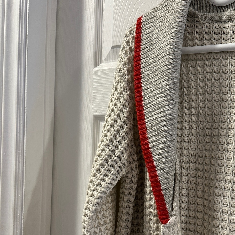 BLUENOTES Cream and Red Knit Cardigan Sz L NWOT - Picture 6 of 10
